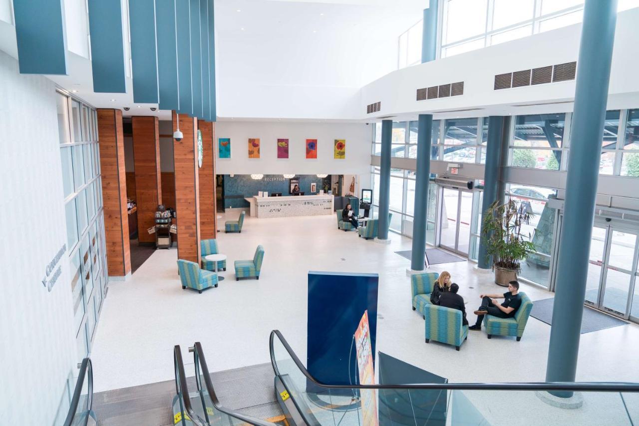 Coast Hotel & Convention Centre Langley Exterior photo