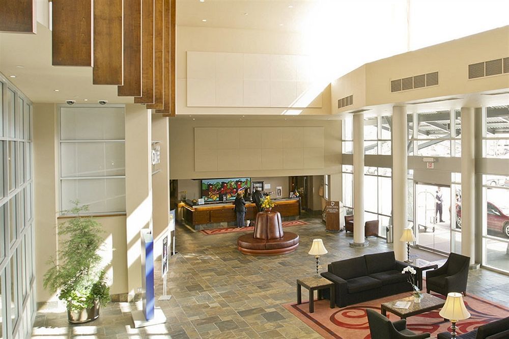 Coast Hotel & Convention Centre Langley Exterior photo