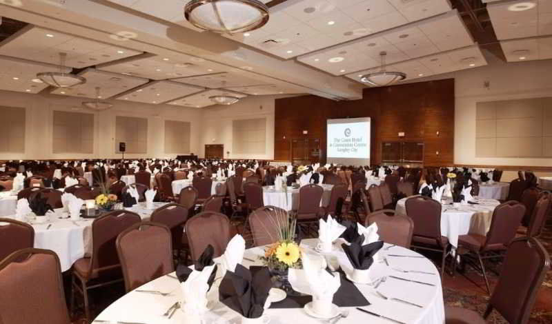 Coast Hotel & Convention Centre Langley Exterior photo